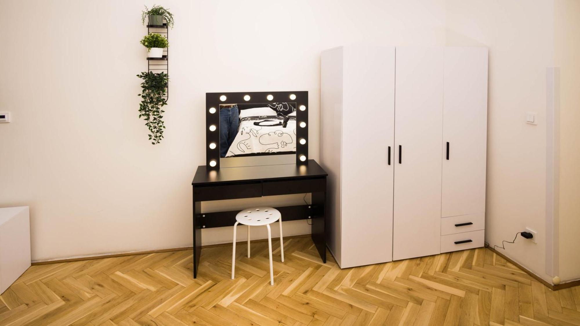 Black & White Apartment Prague By Wenceslas Square And Muzeum Exterior foto