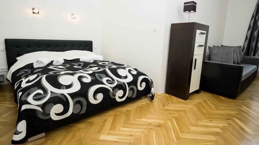 Black & White Apartment Prague By Wenceslas Square And Muzeum Exterior foto